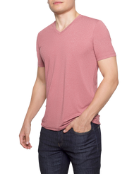 Re:Luxe Essential V-Neck - Classic Fit